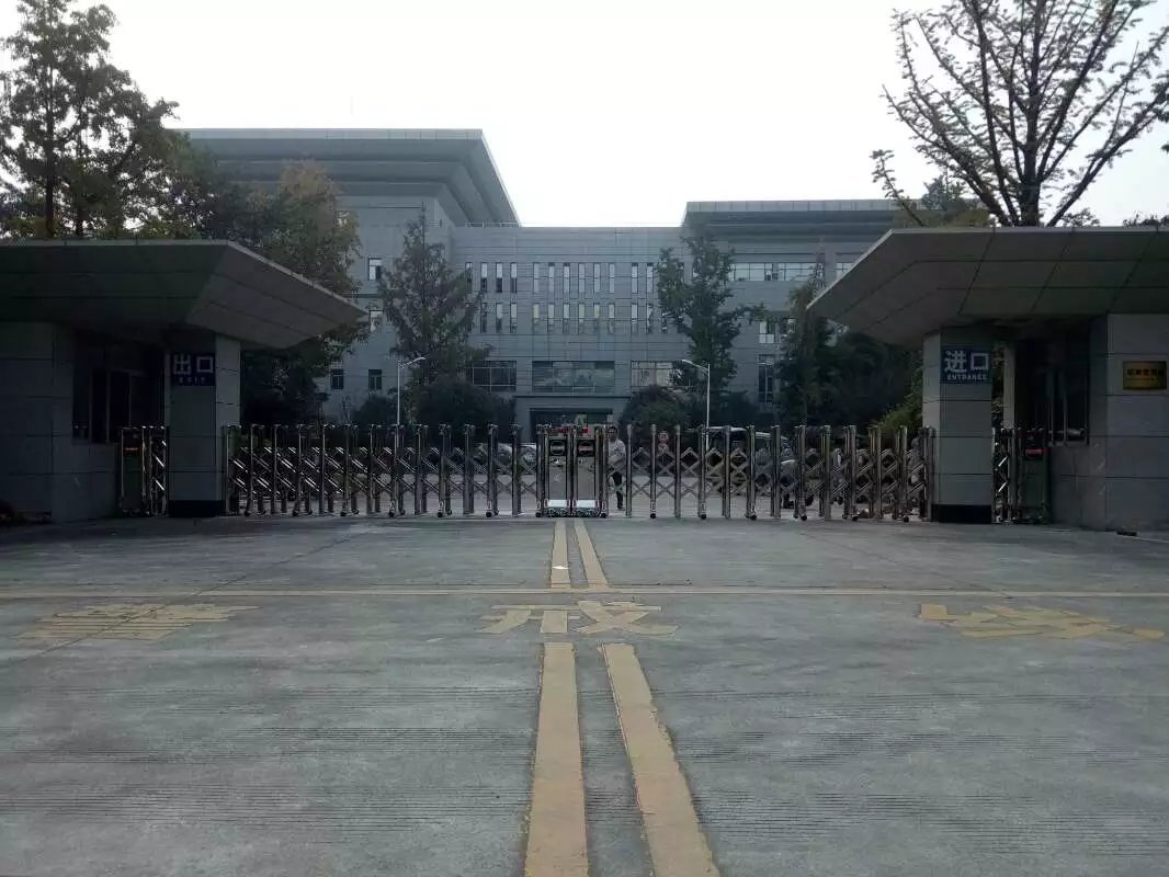 邳州市邳州市四川消防总队伸缩门